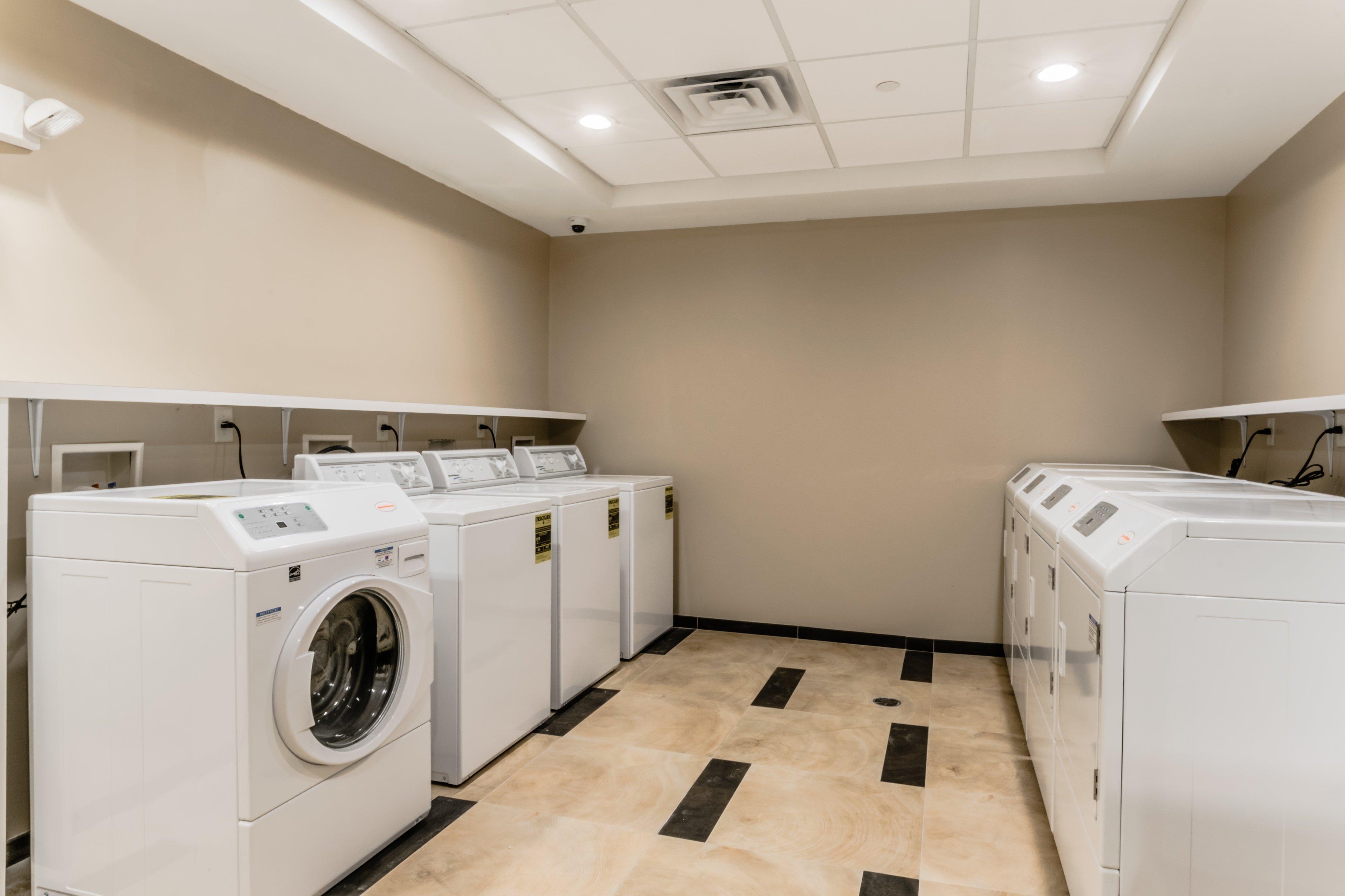 Candlewood Suites - Hartford Downtown Eksteriør bilde